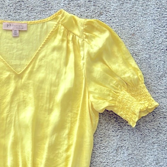 Philosophy Silky Short Sleeve Top - Picture 4 of 6